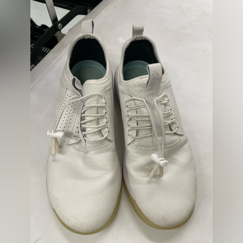 Clove women’s shoes